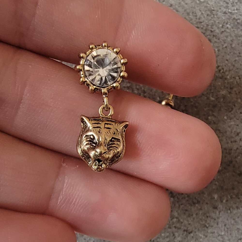 Crystal gold feline head earrings
